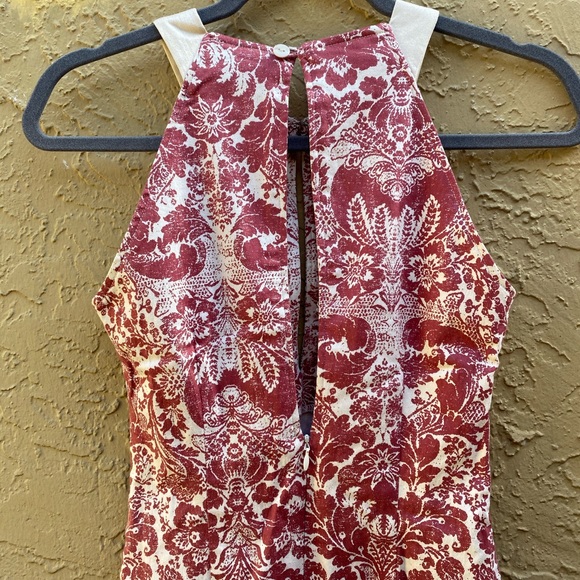 Sleeveless Maurie and Eve mini dress - Picture 4 of 4